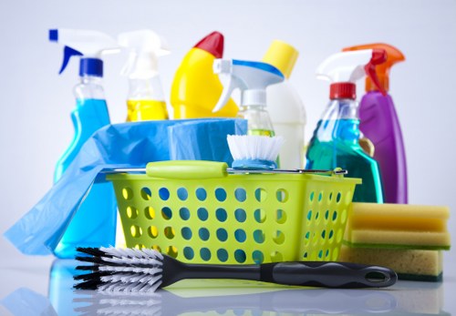 Professional oven cleaning service for homes in Colliers Wood