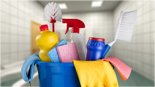 Professional end of tenancy cleaning service in a Colliers Wood property
